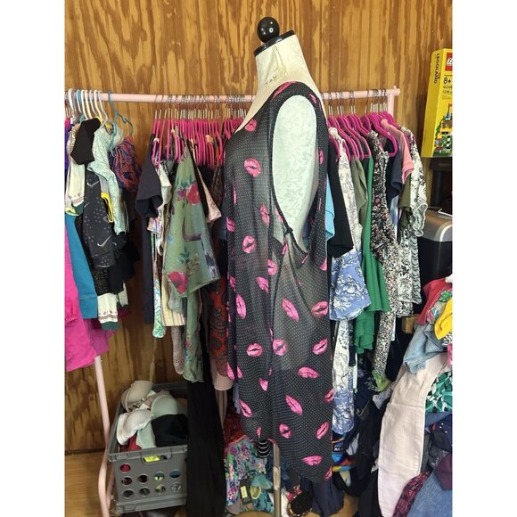 Torrid Tank Top Sleeveless Shirt Black Polka Dot- Semi sheer Pink Lips 3 (3X) - Picture 6 of 11